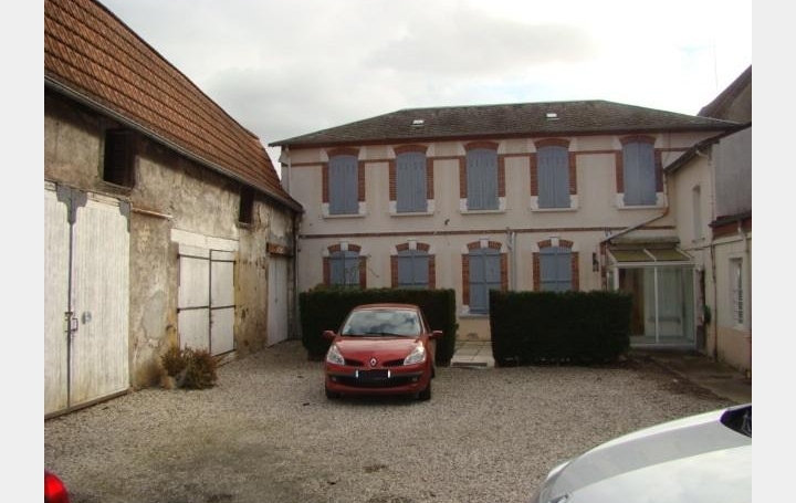 Labille Immobilier : Building | BOURBON-LANCY (71140) | 500 m2 | 420 000 € 